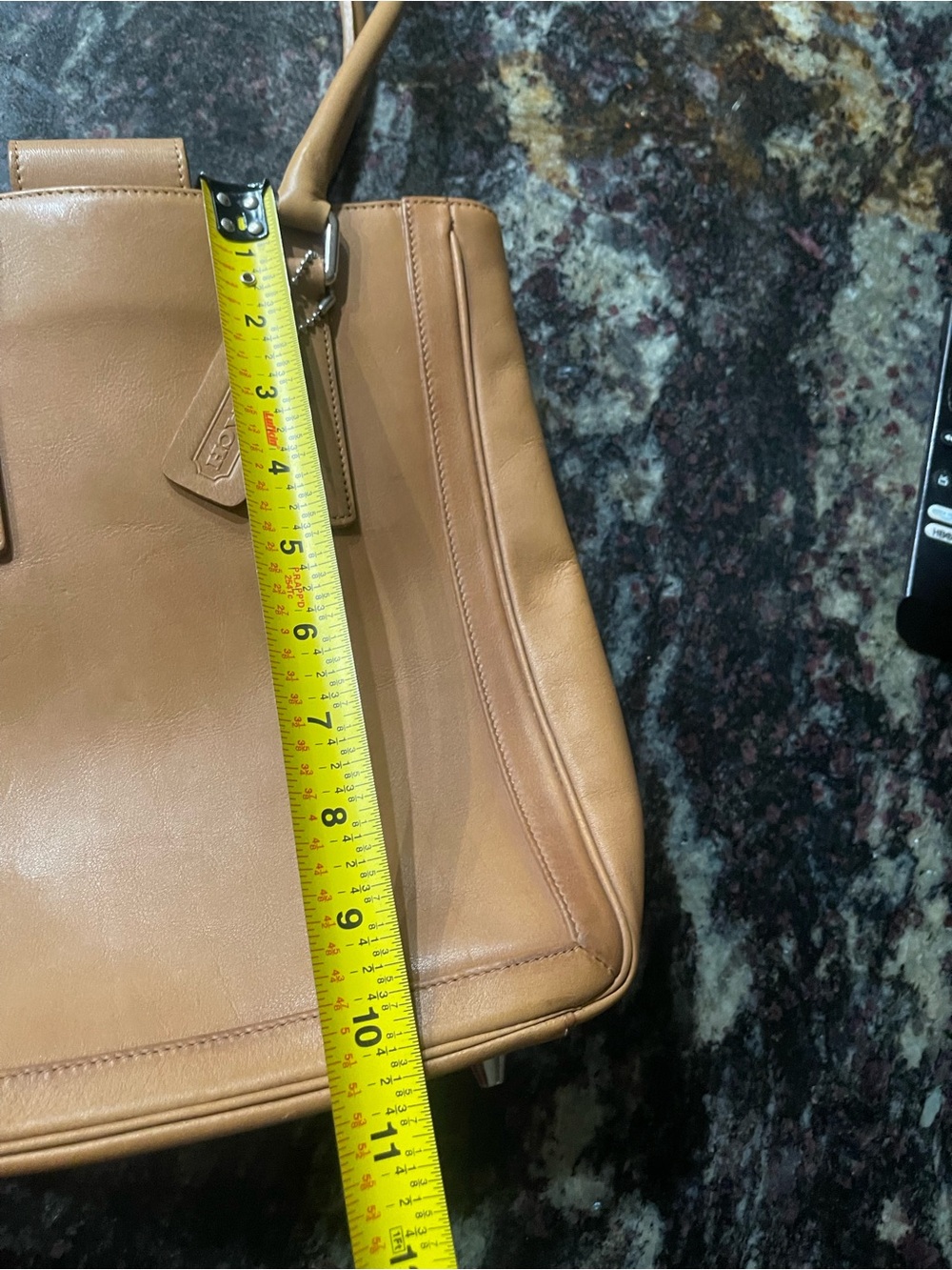 Vintage Coach Tan Leather Tote with Double Handles - Picture 4 of 10
